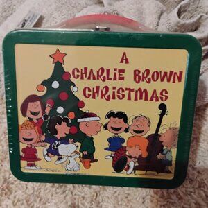 Vintage Hallmark limited edition Charlie Brown Christmas lunch box